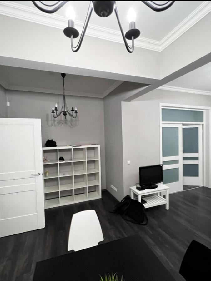 Doctors Garden Appartment 소피아 외부 사진
