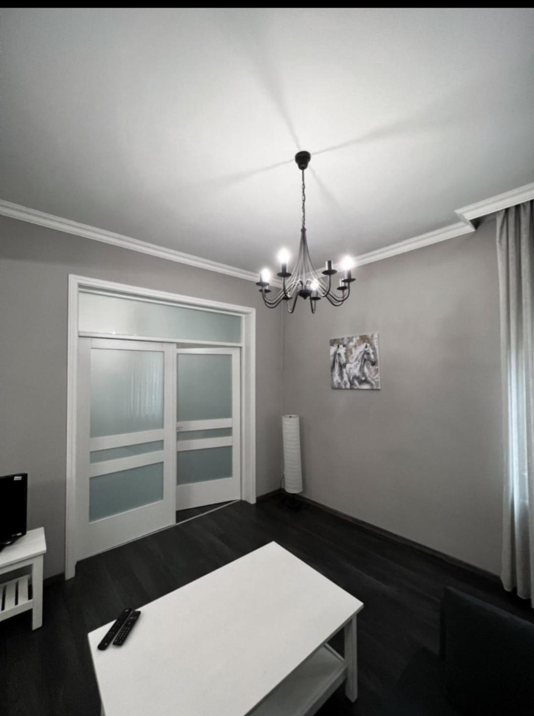 Doctors Garden Appartment 소피아 외부 사진